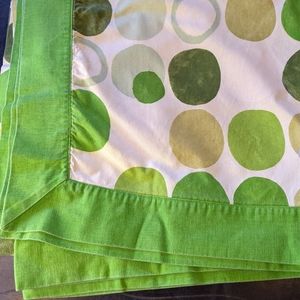 Anthropologie Green and Yellow Polka Dot Tablecloth 72"x 112" and 10 Napkins